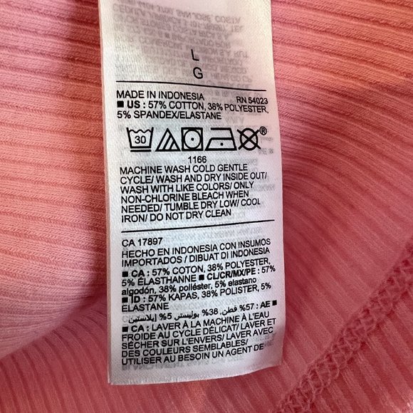 Pink Ribbed Turtleneck - Picture 4 of 6